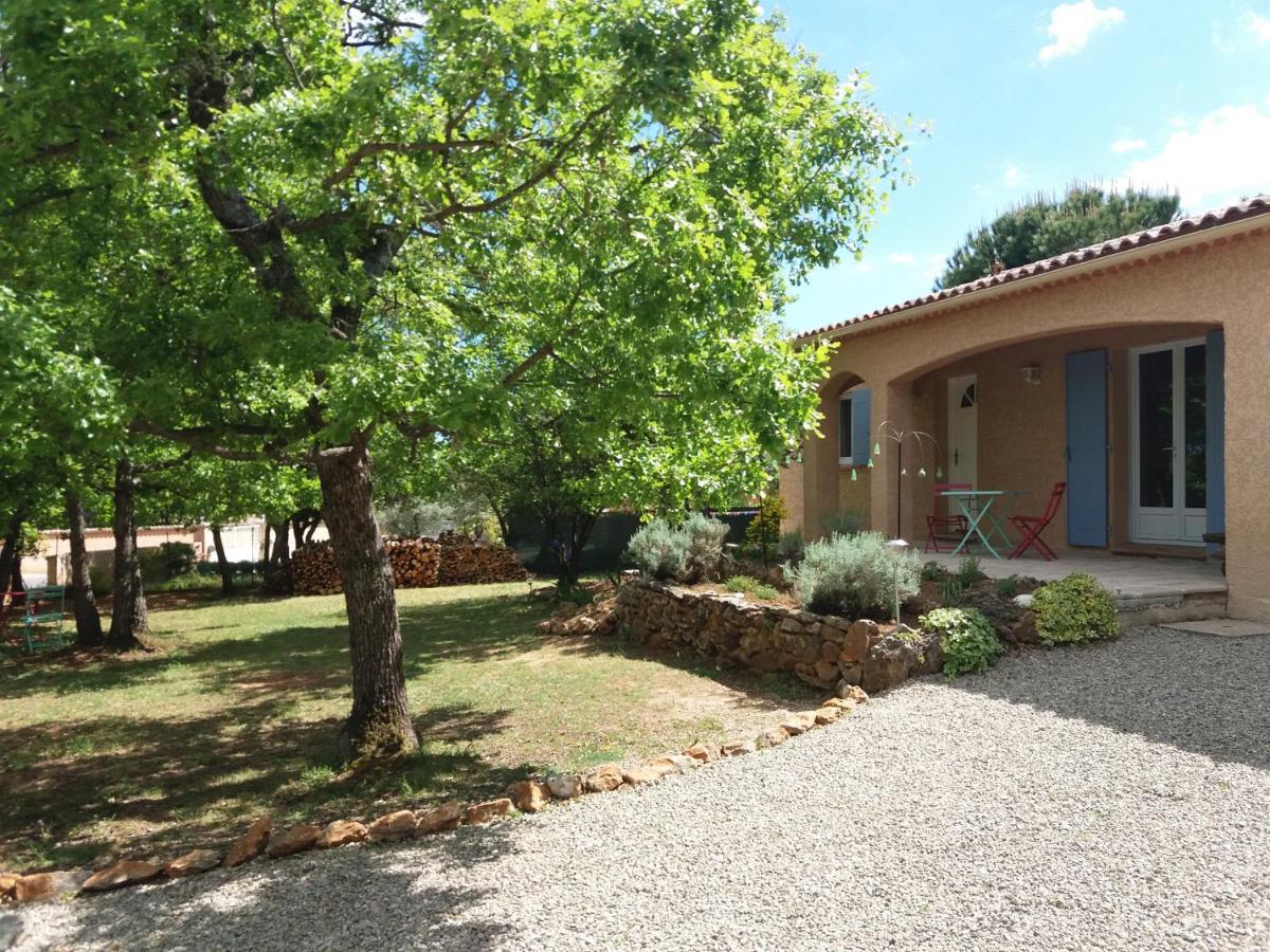 Lou Pebre D'Ai Bed & Breakfast Regusse Bagian luar foto