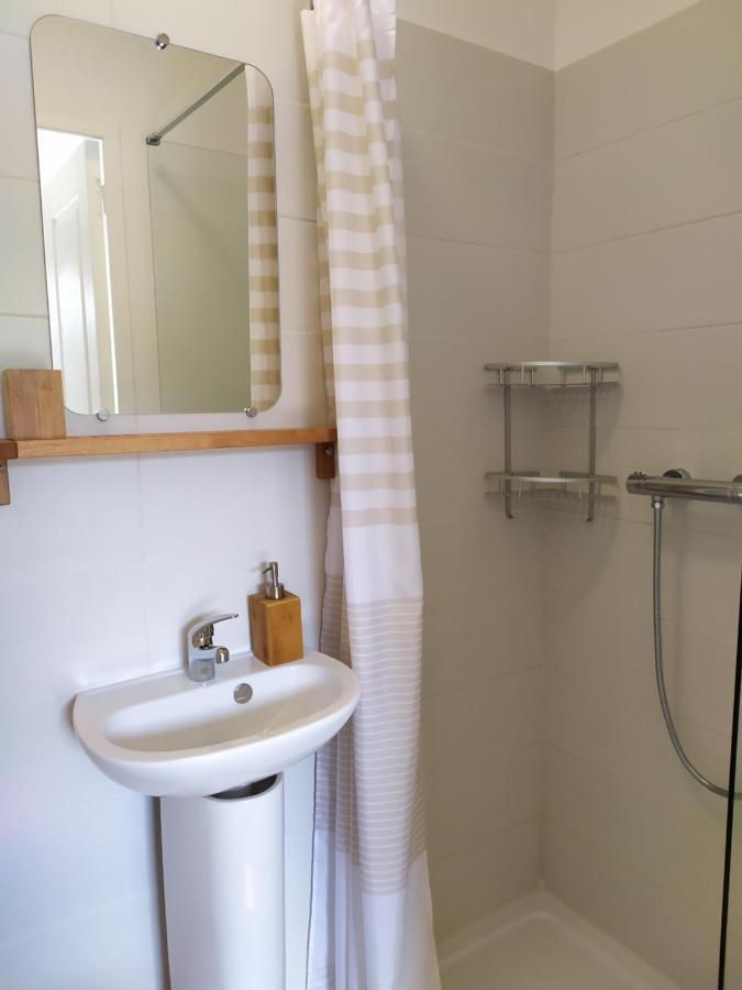 Lou Pebre D'Ai Bed & Breakfast Regusse Bagian luar foto